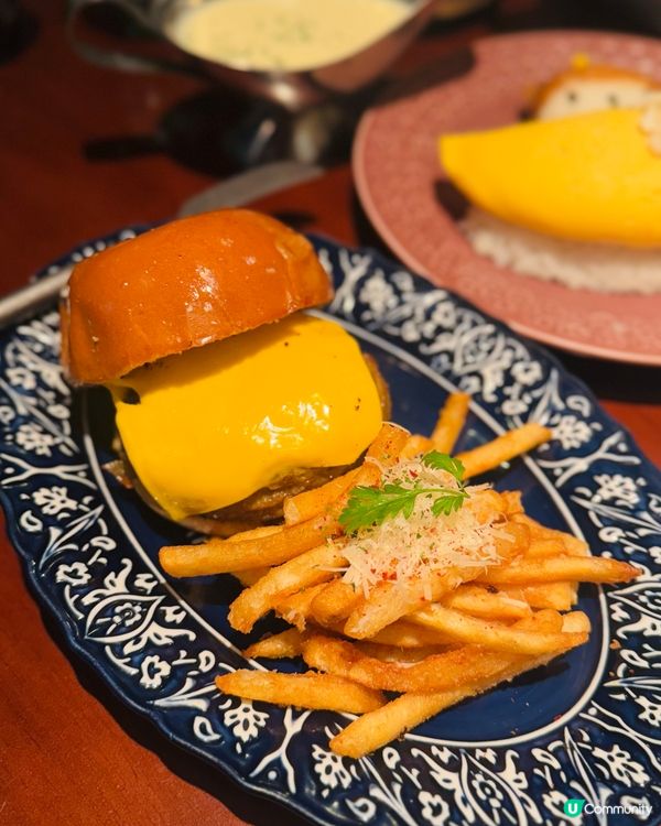 聖誕熊仔蛋包飯🐻！超可愛呀😍！