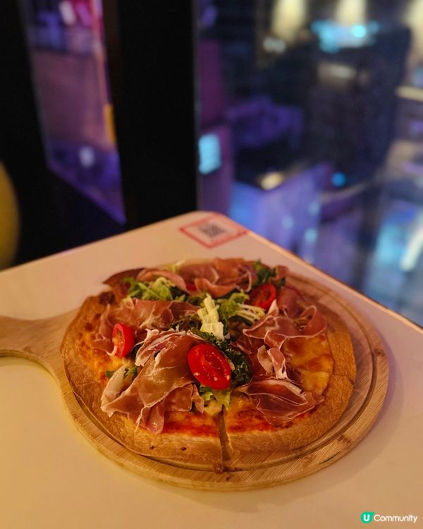 巴馬火腿薄餅🍕雞脾菇粒勁特別！😋