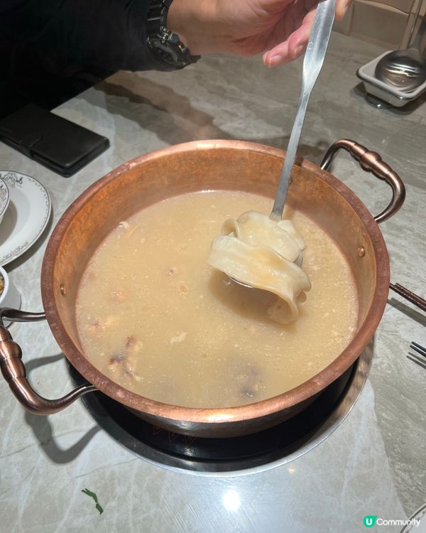 ʚ♡ 港式火鍋食材新鮮極加分 • 坐得舒適必再訪 ♡ɞ