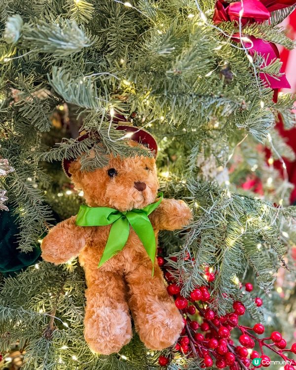 1.  台北101聖誕🎄！玩具總動員陪你過