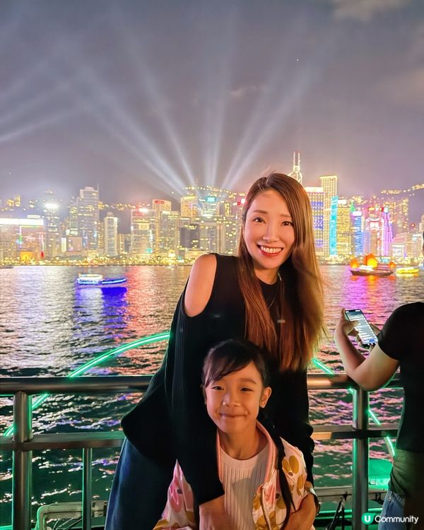 與LuLu豬共赴維港聖誕魔法之旅 🚢 成為「聖誕光影收藏家」