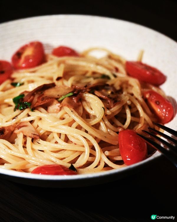 🍽️ 私房菜質素高質西餐，必嚐脆皮烤乳豬🐷