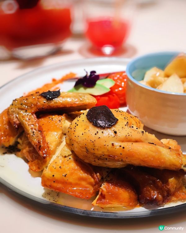 花廚聖誕大餐！花海中嘅幸福🥰🎄