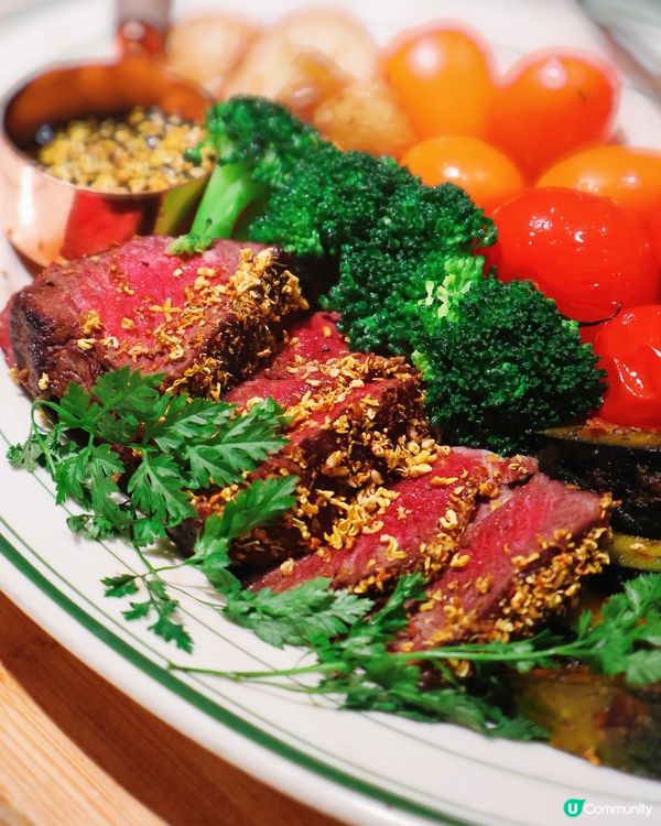 花廚聖誕大餐！花海中嘅幸福🥰🎄