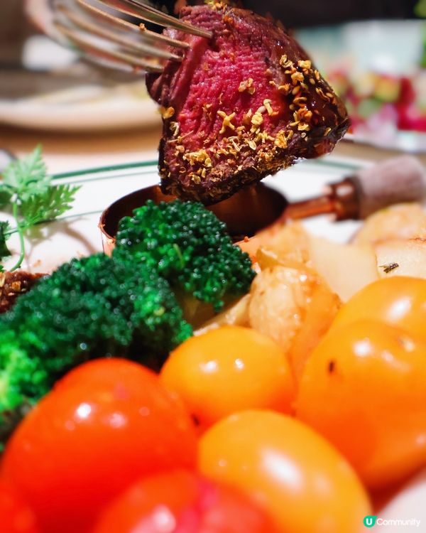 花廚聖誕大餐！花海中嘅幸福🥰🎄