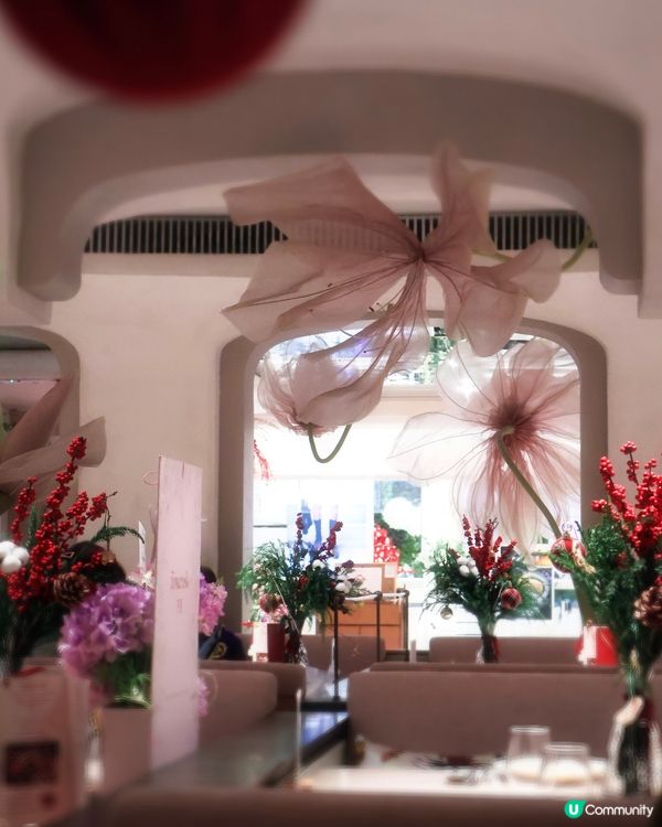 花廚聖誕大餐！花海中嘅幸福🥰🎄