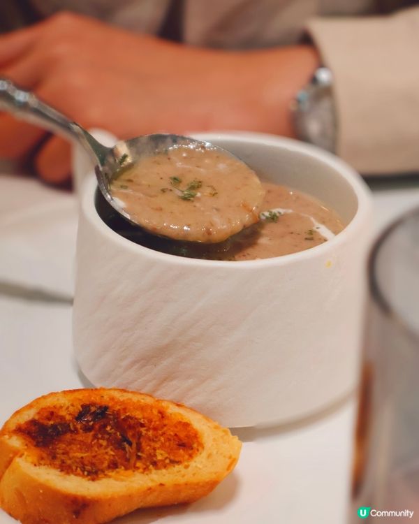 聖誕儀式感餐廳🎄！畫碟+即影即有📸！