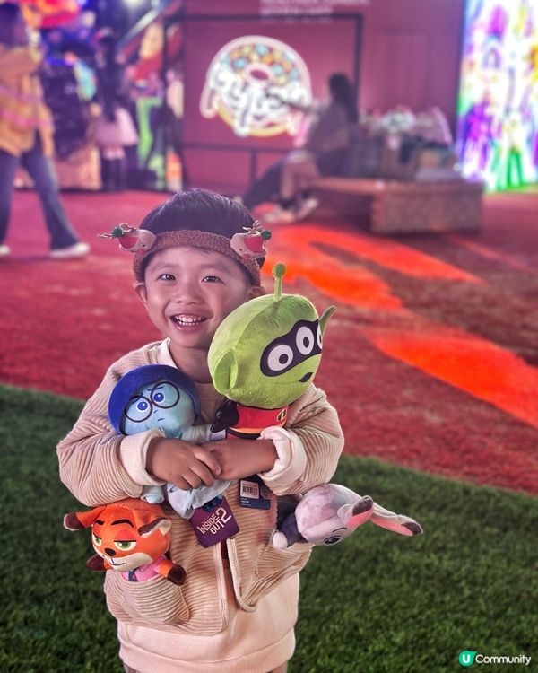 AIA嘉年華玩到癲！🥳 豬仔錢罌勁吸睛！🐷