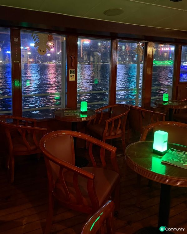 天星小輪飲嘢吹海風！🤩 現場Live正爆🚢🍹