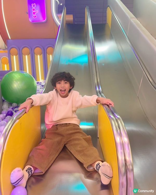 ✨nobi nobi 夢幻樂園太空聖誕夢幻之旅