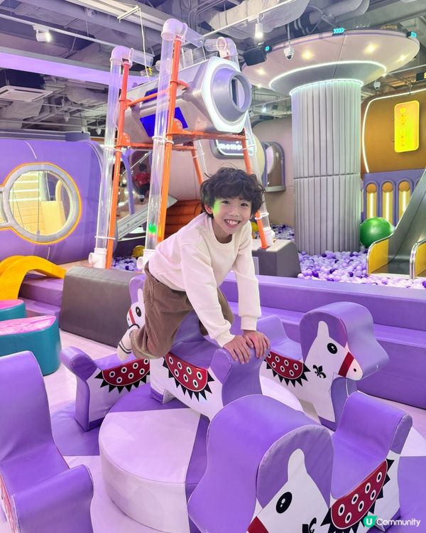 ✨nobi nobi 夢幻樂園太空聖誕夢幻之旅