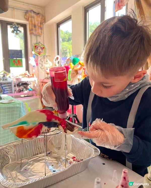 彩色扎染+ 古法手工造紙 + 印印畫+ 流體熊 