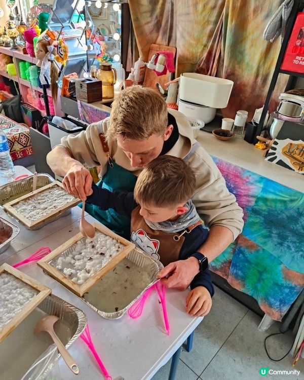 彩色扎染+ 古法手工造紙 + 印印畫+ 流體熊 