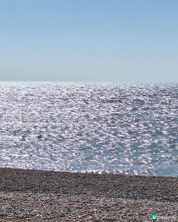 《光影誌》27｜英國Hastings漫遊：從古老網棚到崖巔之