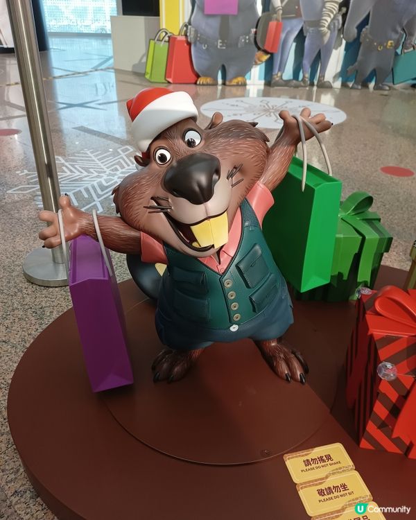 商場變身優獸市！🎉 快啲嚟打卡！