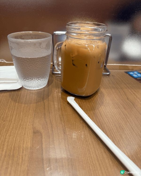 我介紹大家去屯門市廣場敏華冰廳食早餐或者遠近馳名嘅黯然銷魂飯...