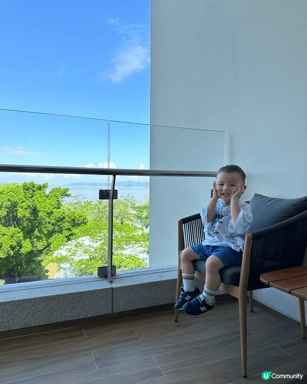 這2張是早前帶小朋友到珠海海泉灣帆酒店旅行的相片，房間採光很...