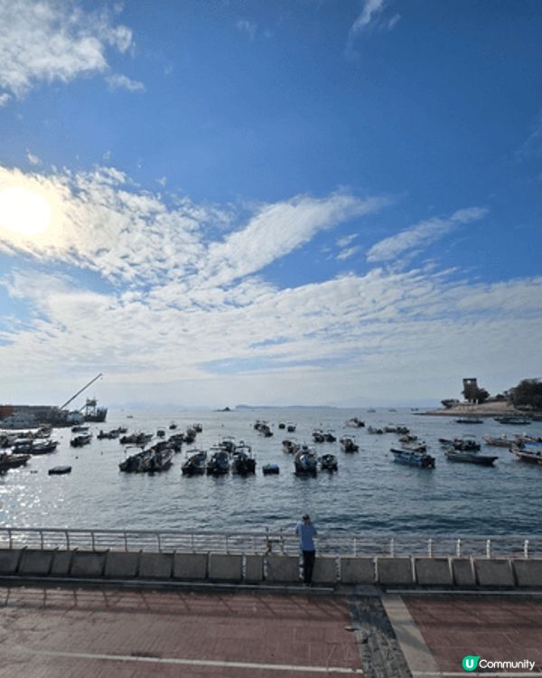 大鵬所城古韻悠然，較長尾沙幼浪平！酒店推開陽台就是一線海景日...