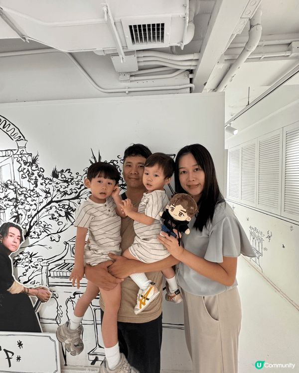 兩兄弟嘅成長記錄，願你哋快樂健康成長