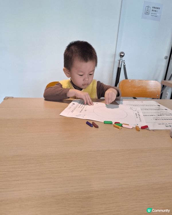 東九文化中心 《哦！你過界》 只在門口同校巴影相和填色,仲影...