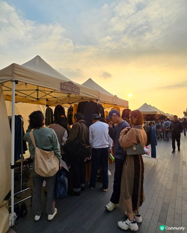 中港城 「除夕倒數」 聖誕市集🎄！潮爆打卡位📸！