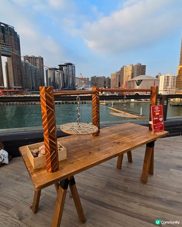 中港城 「除夕倒數」 聖誕市集🎄！潮爆打卡位📸！