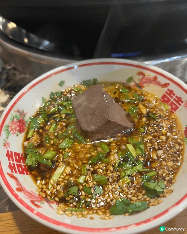 重慶防空洞邊爐，重慶既辣真係唔簡單，微辣都十隻辣，我點食呀，...