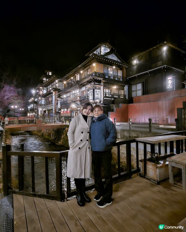 銀山溫泉是日本山形縣一個以大正浪漫風格和夢幻雪景聞名、充滿懷...