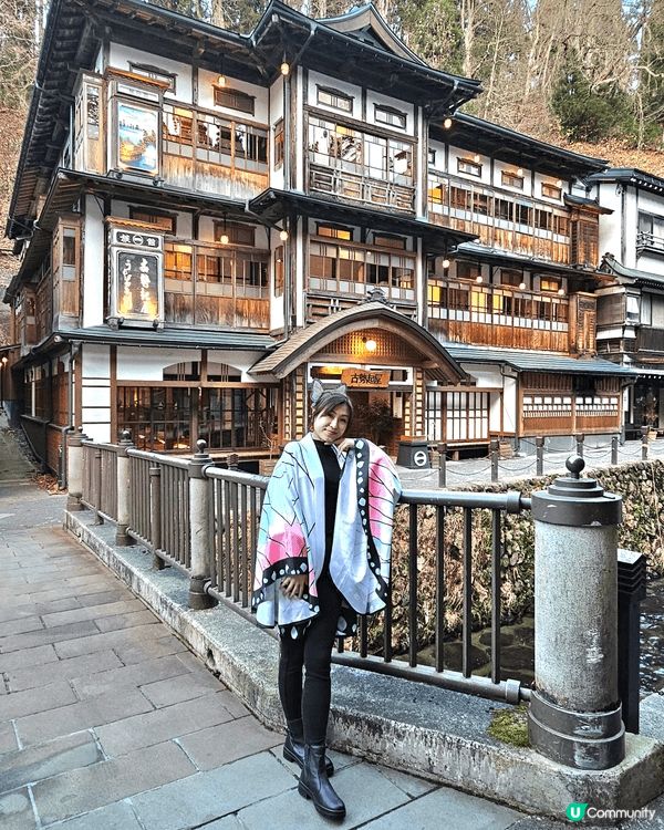 銀山溫泉是日本山形縣一個以大正浪漫風格和夢幻雪景聞名、充滿懷...