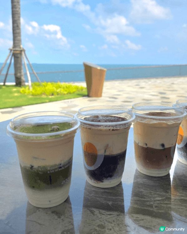 當地人熱情，可以享受很多當地美食，富國島 call 車方便，...