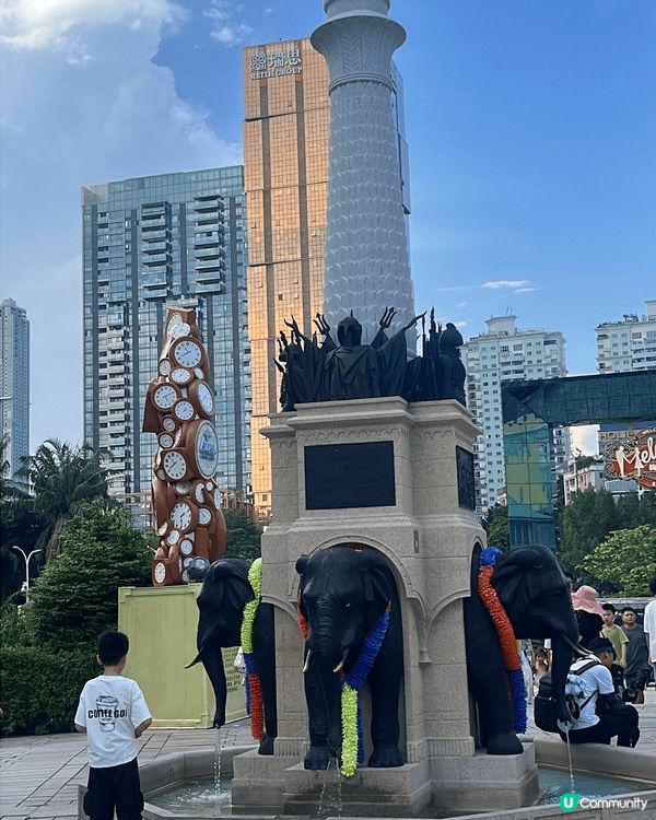 梅兰妮亚小镇位于深圳，是一个受欢迎的免费入口的欧洲主题景点，...