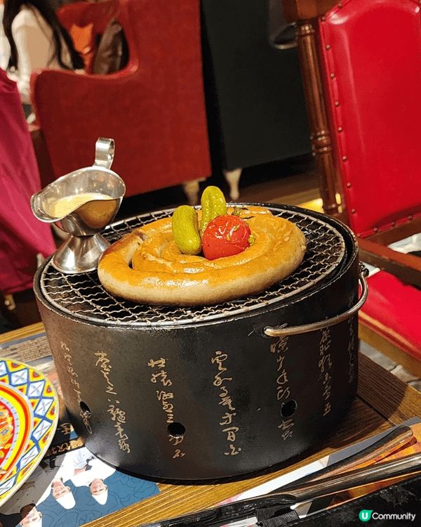 去呼倫貝爾旅行途中，意外發現咗海拉爾盧布里呢間西餐廳🍽️～環...