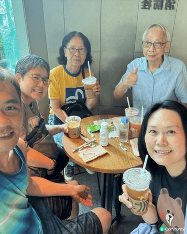 可以揪住兩個老人家 (一家人) 旅行，係一件好幸福嘅事