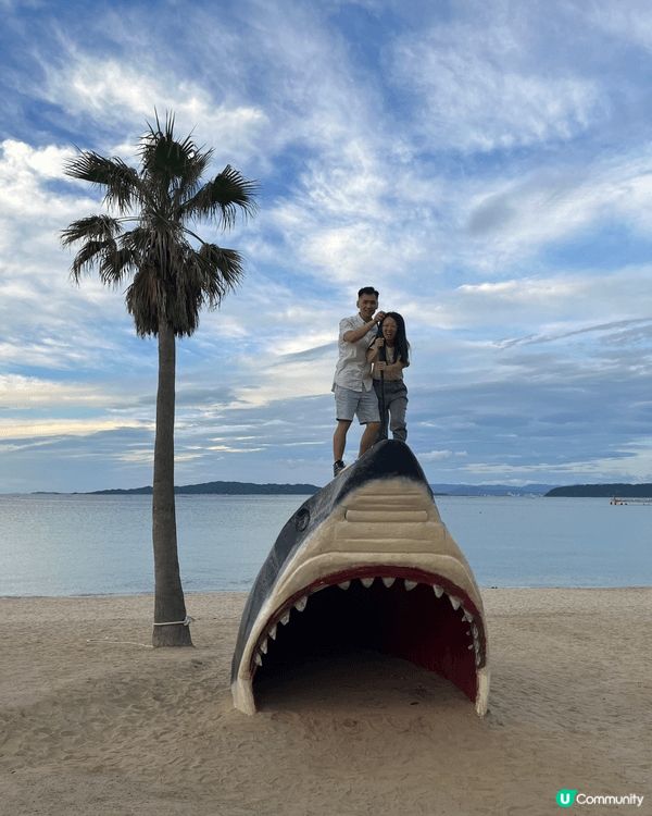 這裏是福岡的近郊 - 糸島。糸島有很多打卡景點，這個棕櫚樹沙...
