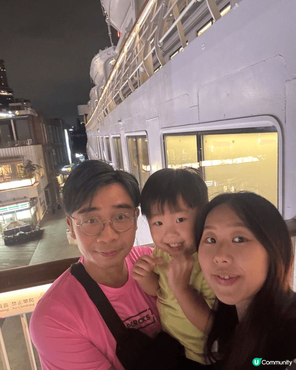 之前去咗深圳海上世界嘅華明輪參觀，之後喺附近嘅一間日式壽喜燒...