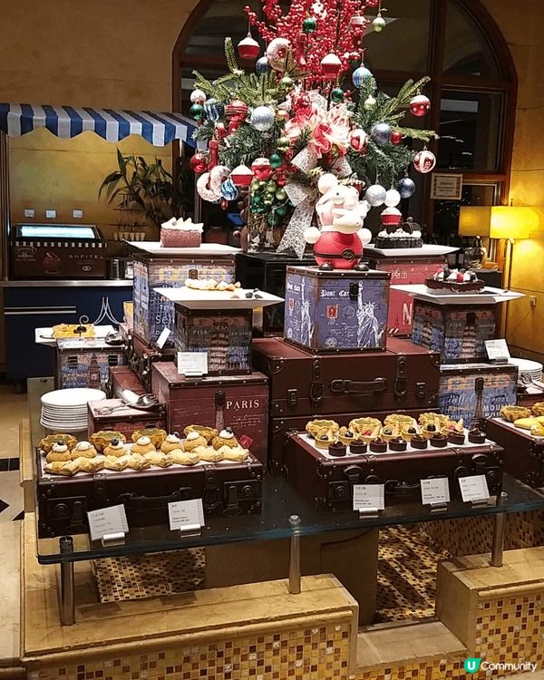 澳門十六浦酒店自助晚餐，甜品充滿着聖誕氣氛