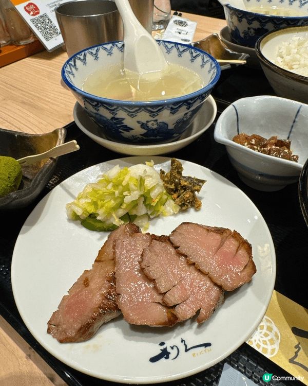 東京落地第一間揀左東京一番街內 利久牛舌，揀左極厚4切¥25...