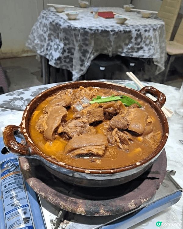 位於旺角的金玉滿堂出名羊腩煲，出眾的口味，成為香港羊腩煲熱門...