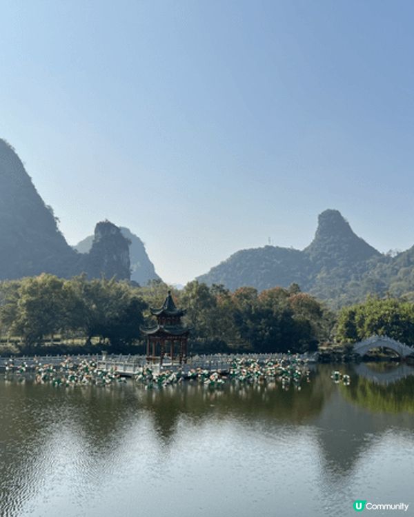 桂林山水甲天下，果然唔錯，天然美景值得來欣賞，坐船游麗江👍...