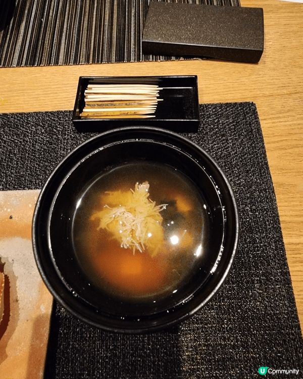 這間Kanimitsu以蟹為主題的懷石料理有兩間, 分別是東...