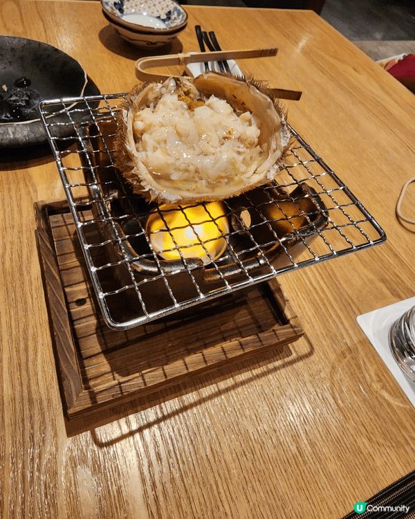 這間Kanimitsu以蟹為主題的懷石料理有兩間, 分別是東...