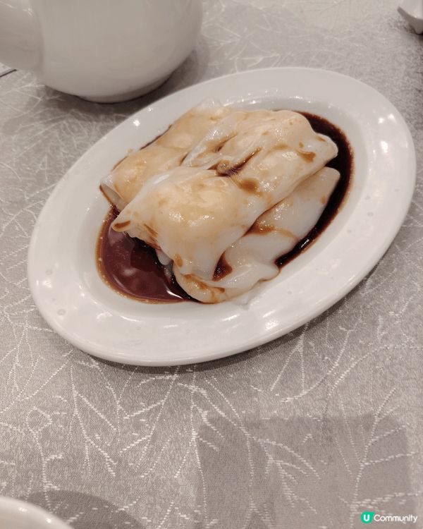 中式酒樓有如此水準極難得。罕見懷舊咖哩豬皮魚蛋，同埋韭菜豬紅...