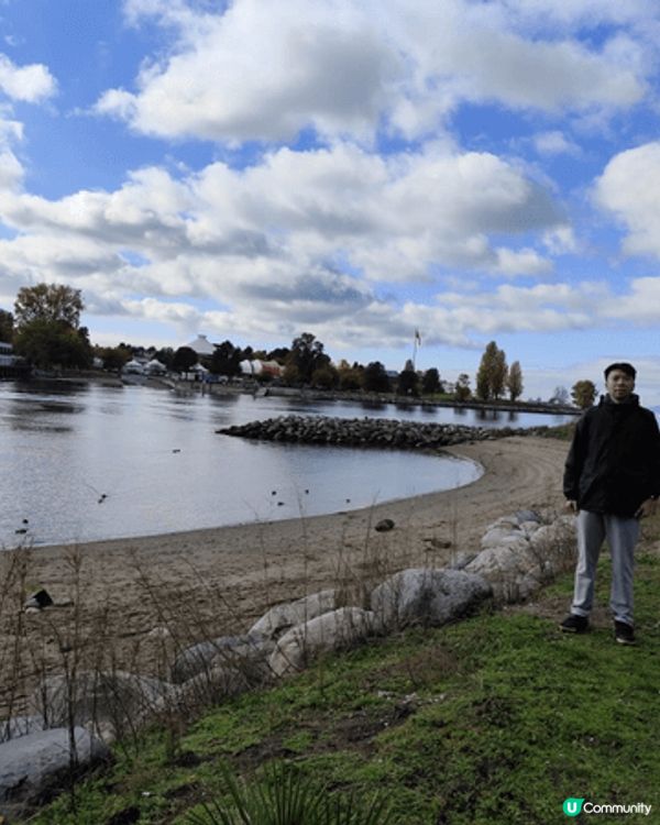 加拿大尼亞加拉大瀑布和多倫多公園遍地楓葉