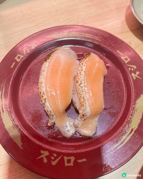 我喜歡吃壽司和烏冬，因為我習慣少吃多餐，能品嘗不同的食物