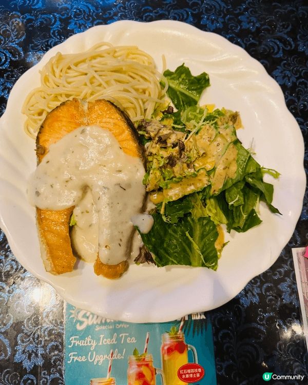去Neway唱k勁抵，星期一至四k lunch人頭費＄119...