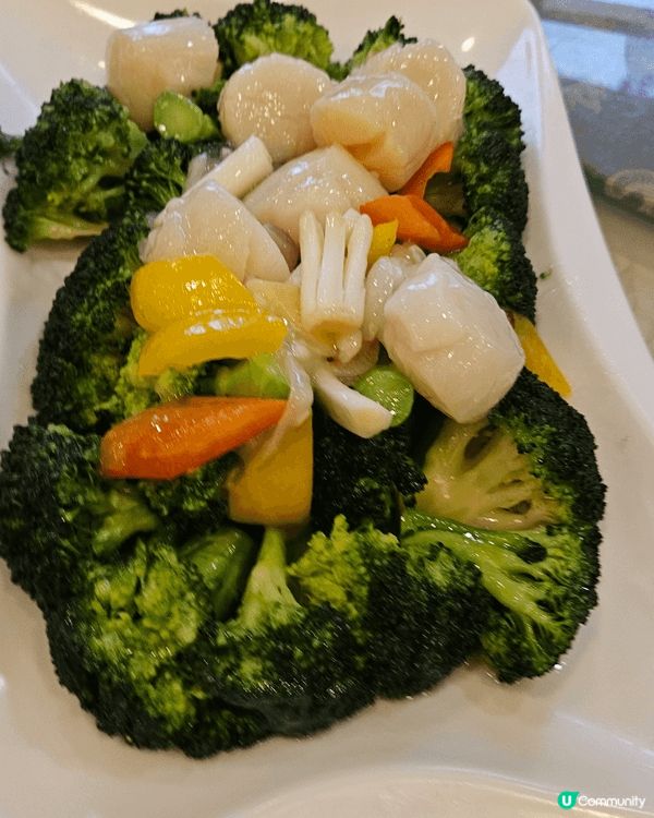 好彩酒樓 嘅點心同埋小菜真係好好味淨係推介而家做冬啱曬 加上...