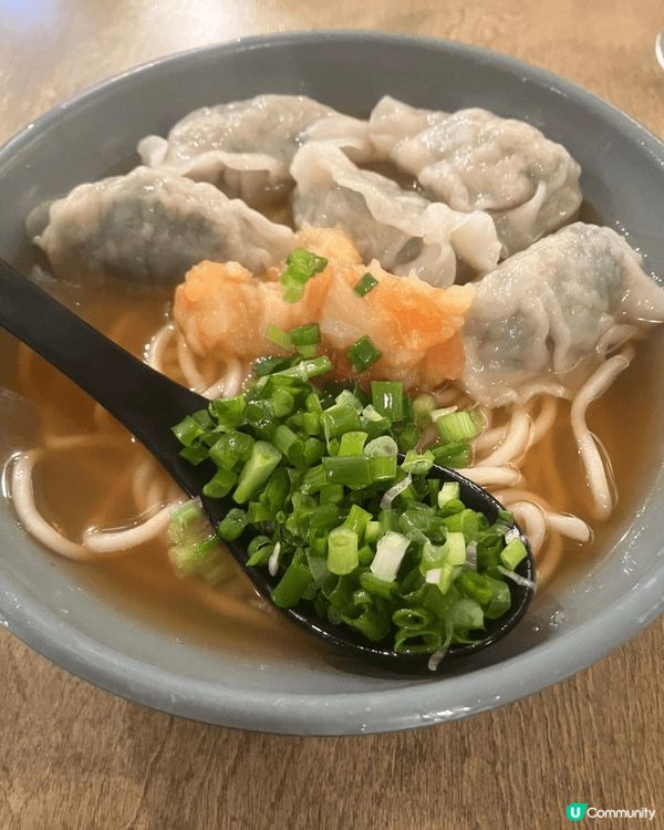 荃灣餃子屋 大角咀金家樂茶餐廳 荃灣做乜餃 都係一啲平民價錢...