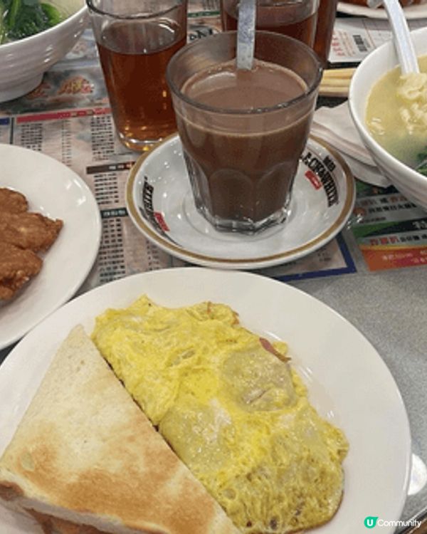荃灣餃子屋 大角咀金家樂茶餐廳 荃灣做乜餃 都係一啲平民價錢...