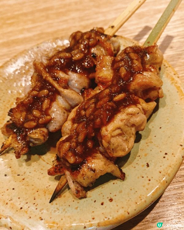 北海道得天獨厚的自然環境造就了頂級的新鮮海鮮、肥美肉類（如羊...