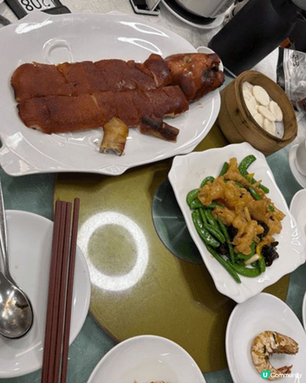 為左慶祝父母結婚週年,去左灣仔金兜記食左一餐好豐富又美味嘅晚...